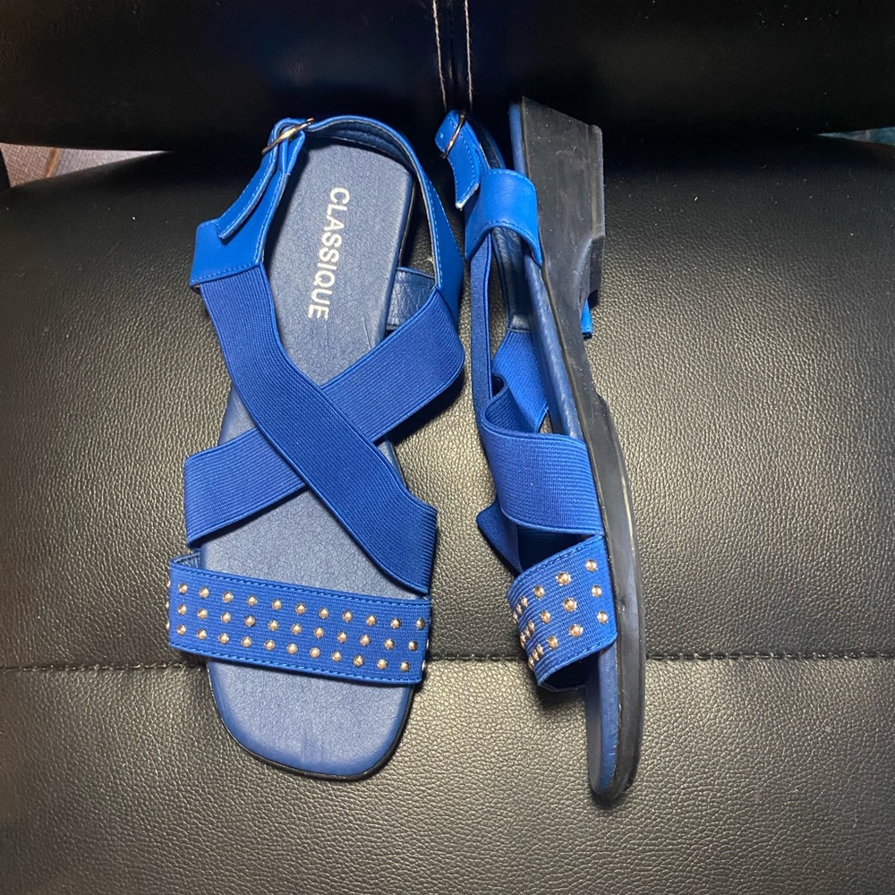 NEW🎉 CLASSIQUE Royal Blue Studded Elastic Strap Sandals Size 8 - Picture 2 of 10